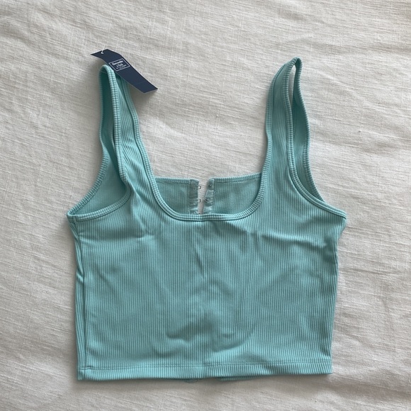 Abercrombie tank - Picture 2 of 5